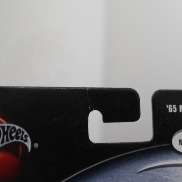 100 % HOT WHEELS-FORD SERIES-65 FORD MUSTANG--BLACK--3/4- - Picture 3 of 4